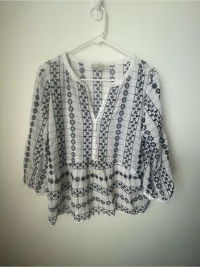 LOFT White Peasant Blouse with Navy Embroidery size Large